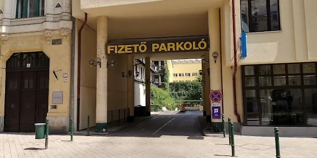 Raday Patio Διαμέρισμα Βουδαπέστη